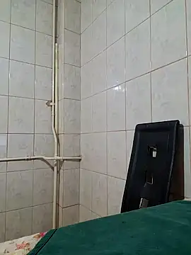 AriannaMilf online show from December 14, 9:24 pm