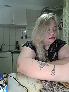 AriannaMilf online show from May 9, 8:03 pm