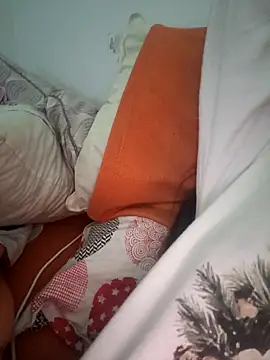 bruna safadinhaa online show from April 9, 4:34 pm