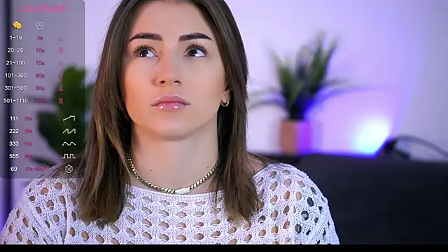 AishaCarter online show from October 29, 5:47 pm