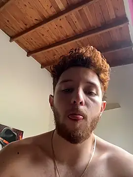 Snapshot of Juan_Castano chatting on October 30, 3:24 pm Juan Castano online show from October 30, 3:24 pm