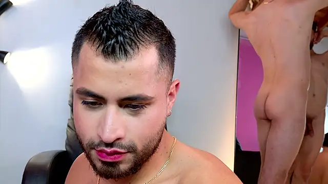 Snapshot of Juan_Castano chatting on February 10, 7:07 pm Juan Castano online show from February 10, 7:07 pm