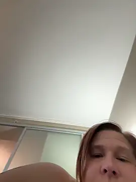 Snapshot of thicknjuicy6996 chatting on March 1, 8:31 pm thicknjuicy6996 online show from March 1, 8:31 pm