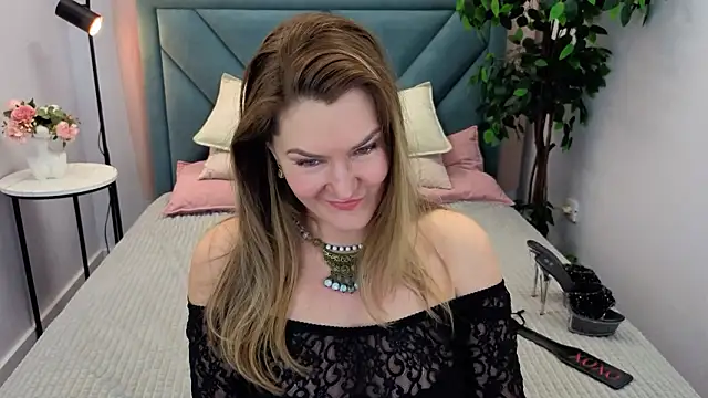 Snapshot of Adele_Russo chatting on March 7, 4:48 pm Adele Russo online show from March 7, 4:48 pm