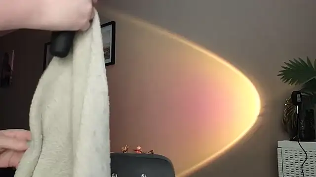 alexababy online show from December 17, 9:26 am