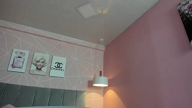 dolly zoe online show from October 30, 4:58 am