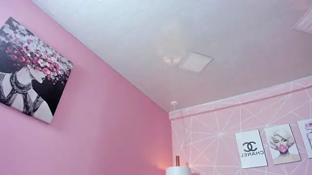 dolly zoe online show from November 25, 5:29 am