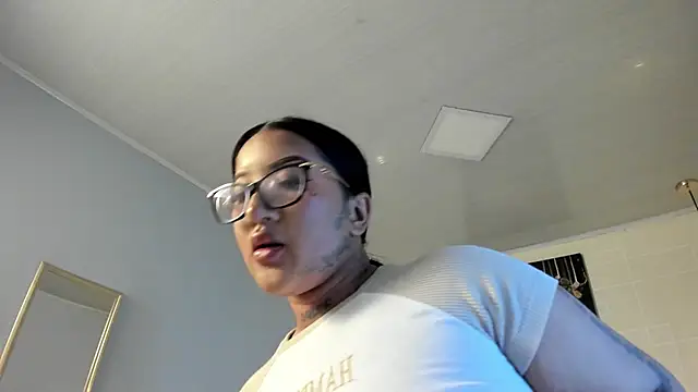 ayshel   online show from January 21, 3:59 am