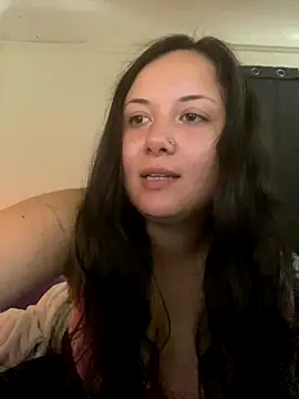 Snapshot of xocrybaby chatting on October 12, 5:12 pm xocrybaby online show from October 12, 5:12 pm
