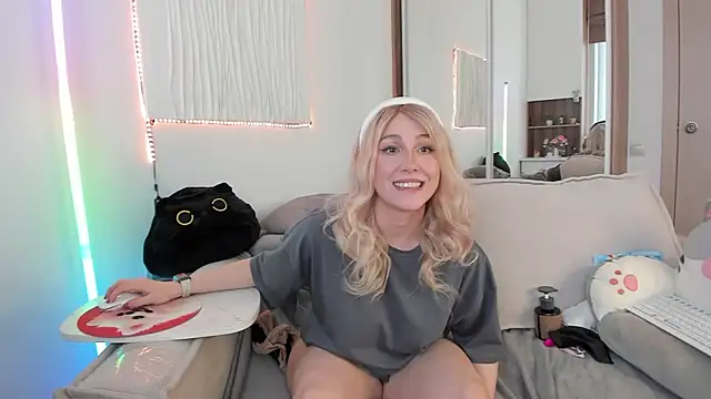 Snapshot of CarolMay chatting on March 14, 11:37 am CarolMay online show from March 14, 11:37 am