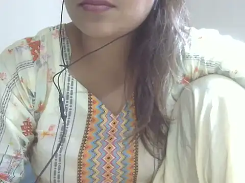 shekira99 online show from May 3, 3:45 am