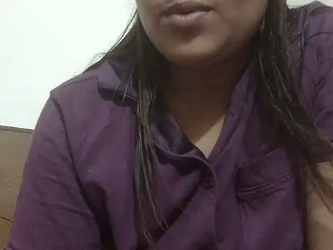 Snapshot of shekira99 chatting on June 30, 2:40 pm shekira99 online show from June 30, 2:40 pm