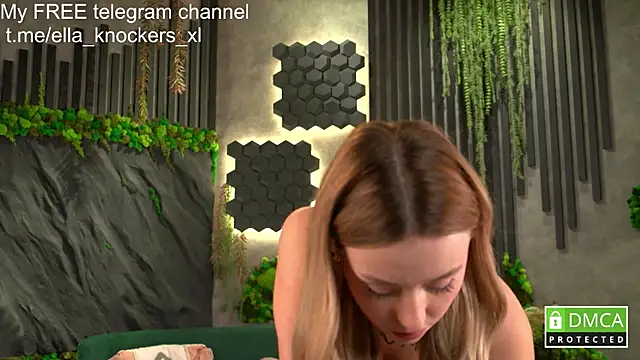 ella knockers xl online show from October 6, 3:31 pm