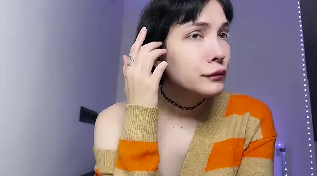 dollmore online show from December 16, 4:38 pm