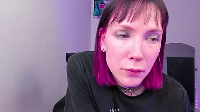 dollmore online show from February 22, 8:07 pm