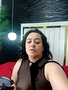 lucia vonne  online show from January 14, 2:11 pm