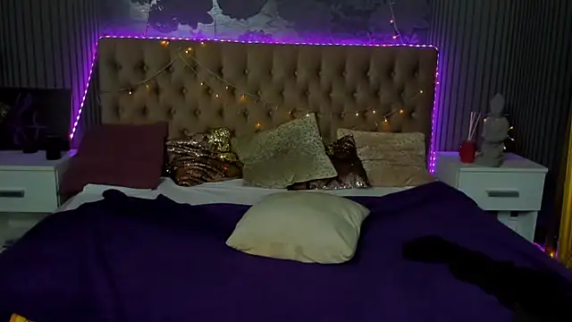 DellaRowe online show from December 10, 4:27 pm