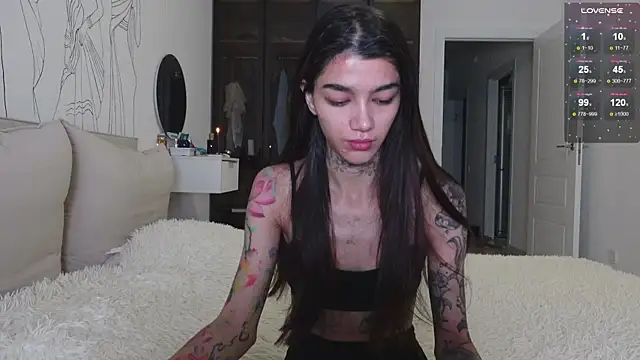 vinkitinkii online show from November 13, 3:49 am