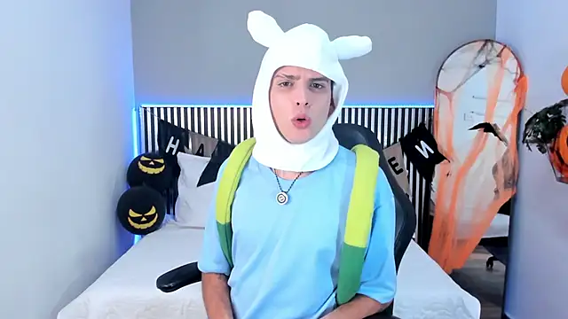 Jasson smit online show from October 31, 7:37 pm