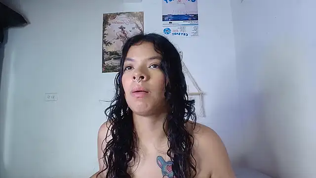 yungelitamor  online show from March 12, 9:02 am