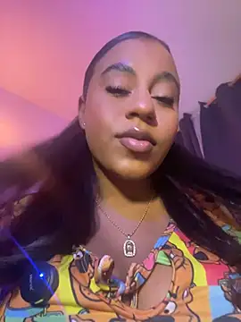 Snapshot of charlotteeruss chatting on July 18, 3:00 am charlotteeruss online show from July 18, 3:00 am