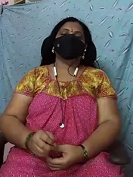 Snapshot of yours-kavaya chatting on December 7, 8:00 am yours-kavaya online show from December 7, 8:00 am