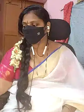 Snapshot of yours-kavaya chatting on December 17, 7:15 pm yours-kavaya online show from December 17, 7:15 pm