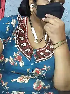 Snapshot of yours-kavaya chatting on December 26, 5:08 pm yours-kavaya online show from December 26, 5:08 pm