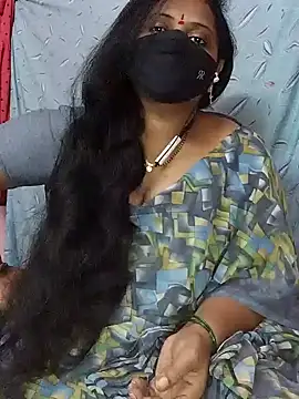 Snapshot of yours-kavaya chatting on December 27, 5:52 am yours-kavaya online show from December 27, 5:52 am