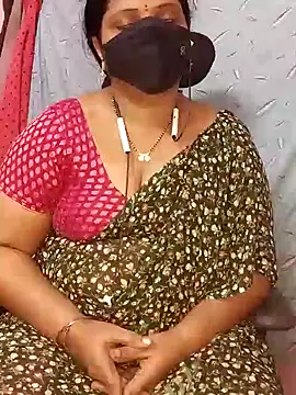 Snapshot of yours-kavaya chatting on December 30, 2:53 am yours-kavaya online show from December 30, 2:53 am