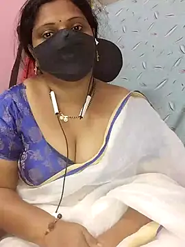 Snapshot of yours-kavaya chatting on December 31, 1:15 am yours-kavaya online show from December 31, 1:15 am