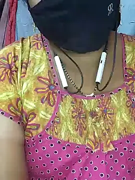 Snapshot of yours-kavaya chatting on January 2, 5:18 pm yours-kavaya online show from January 2, 5:18 pm