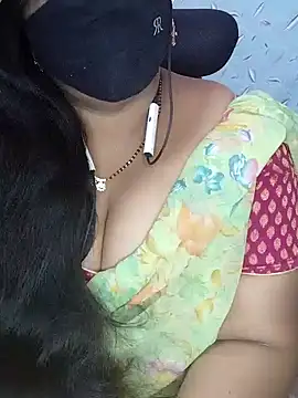 Snapshot of yours-kavaya chatting on January 6, 4:47 am yours-kavaya online show from January 6, 4:47 am