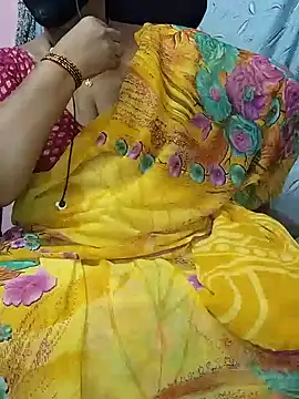 Snapshot of yours-kavaya chatting on January 23, 3:11 pm yours-kavaya online show from January 23, 3:11 pm