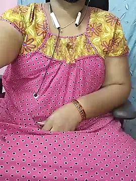 Snapshot of yours-kavaya chatting on January 24, 1:03 pm yours-kavaya online show from January 24, 1:03 pm