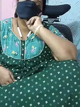 Snapshot of yours-kavaya chatting on January 26, 6:58 pm yours-kavaya online show from January 26, 6:58 pm