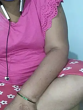 Snapshot of yours-kavaya chatting on March 4, 11:51 am yours-kavaya online show from March 4, 11:51 am