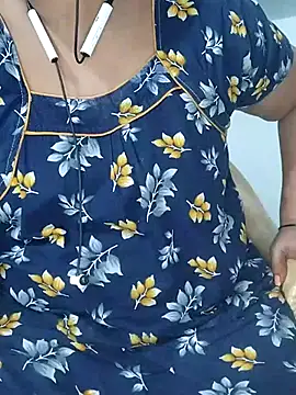 Snapshot of yours-kavaya chatting on March 5, 9:16 am yours-kavaya online show from March 5, 9:16 am