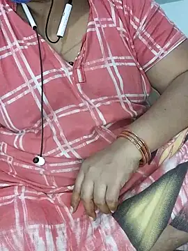 Snapshot of yours-kavaya chatting on March 7, 6:00 pm yours-kavaya online show from March 7, 6:00 pm