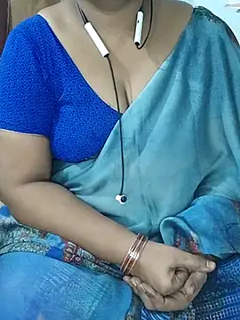 Snapshot of yours-kavaya chatting on March 18, 3:31 am yours-kavaya online show from March 18, 3:31 am