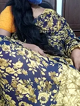 Snapshot of yours-kavaya chatting on September 18, 2:35 am yours-kavaya online show from September 18, 2:35 am