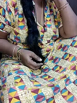 Snapshot of yours-kavaya chatting on September 19, 5:24 pm yours-kavaya online show from September 19, 5:24 pm