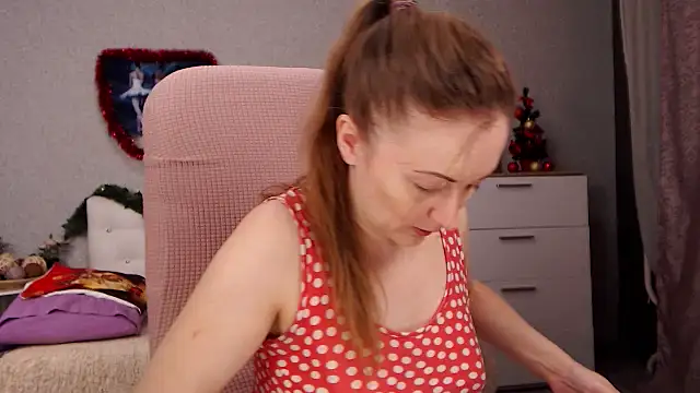 BettyFootFetish online show from December 13, 9:31 pm