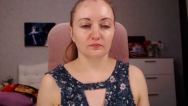 BettyFootFetish online show from May 16, 10:52 pm