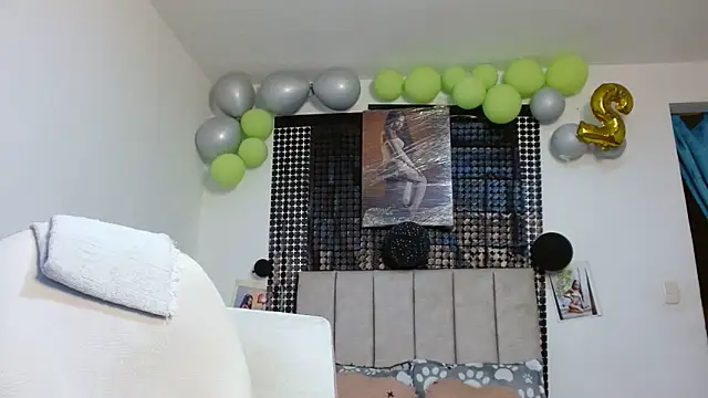 Snapshot of Wilson_Siara chatting on September 23, 12:57 am Wilson Siara online show from September 23, 12:57 am