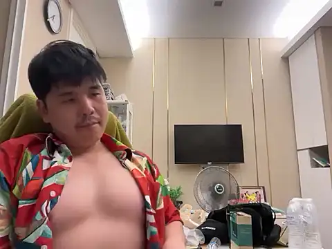 Snapshot of asianBtm11 chatting on March 3, 11:38 am asianBtm11 online show from March 3, 11:38 am