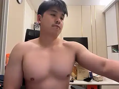 Snapshot of asianBtm11 chatting on March 7, 7:00 pm asianBtm11 online show from March 7, 7:00 pm