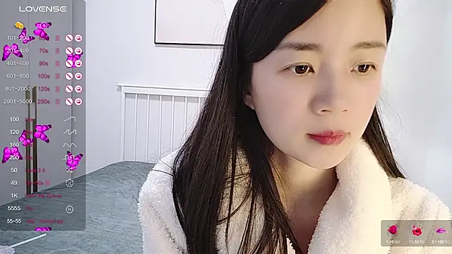 A-xena online show from December 6, 2:17 pm
