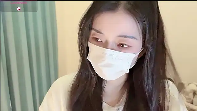 A-xena online show from February 7, 8:18 am