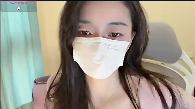 A-xena online show from February 10, 8:07 am